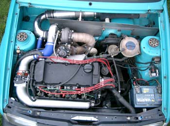 03.Polo%20Motorraum.jpg